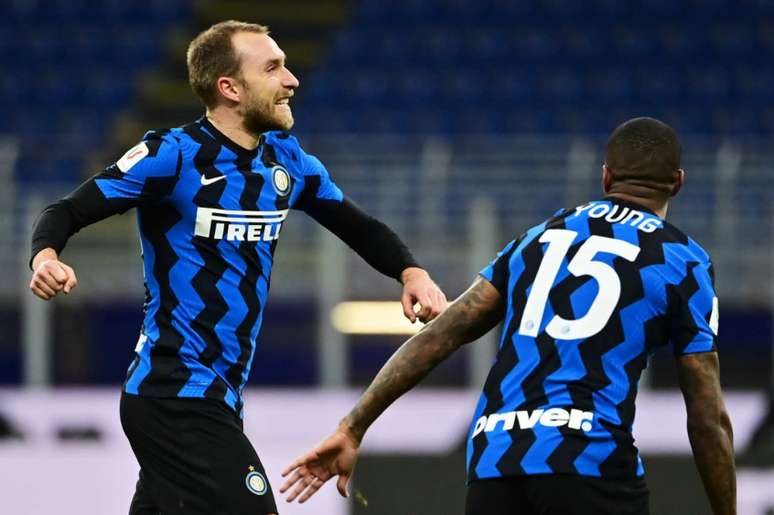 Eriksen decidiu jogo contra o Milan na Copa da Itália (Foto: MIGUEL MEDINA / AFP)