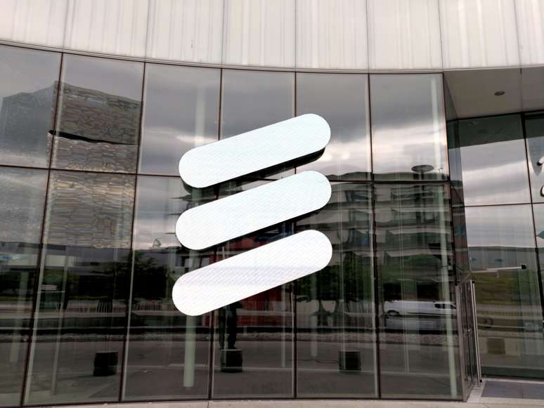 Logotipo da Ericsson na frente da matriz da companhia em Estocolmo. 14/6/2018. REUTERS/Olof Swahnberg