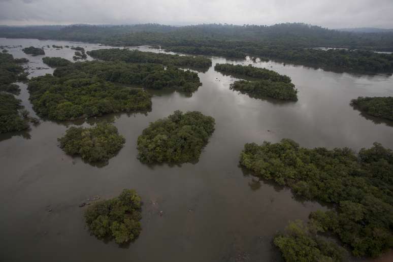 &Aacute;rea do rio Xingu inundada para constru&ccedil;&atilde;o da usina hidrel&eacute;trica de Belo Monte 
23/11/2013
REUTERS/Paulo Santos