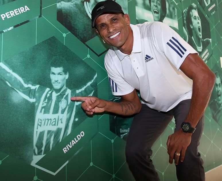 Rivaldo, ex-jogador do Palmeiras, aposta em uma vitória alviverde na Liberta (Foto: Agência Palmeiras/Divulgação)