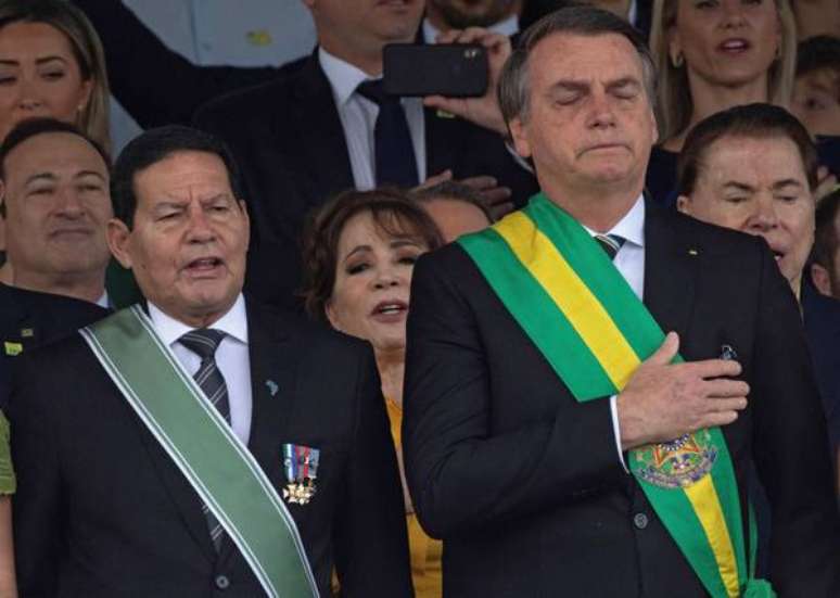 Bolsonaro e Mourão trocaram indiretas e críticas públicas nesta semana