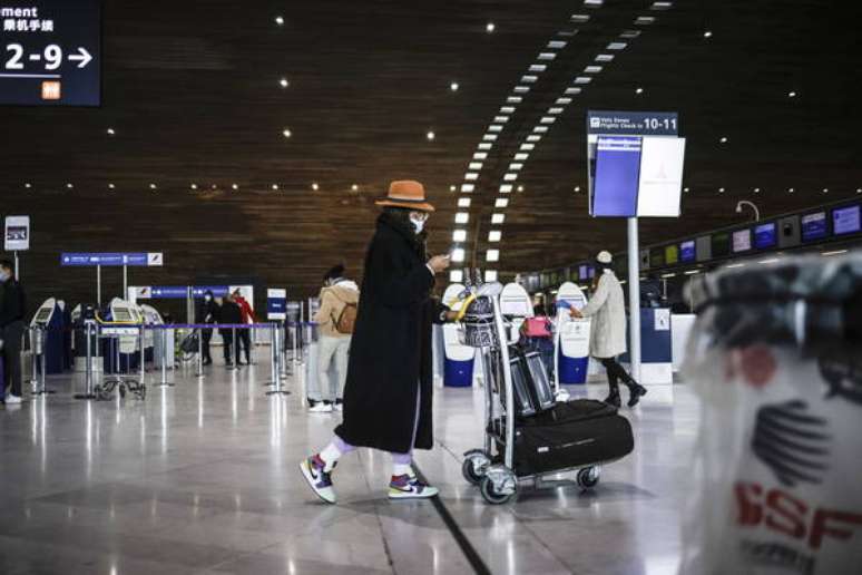 Movimentação no Aeroporto Charles de Gaulle, em Paris