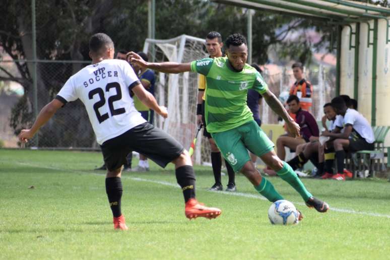 Sávio conseguiu o acesso à Série A do Brasileiro com o América-MG nesta temporada-(Mourão Panda/América-MG)