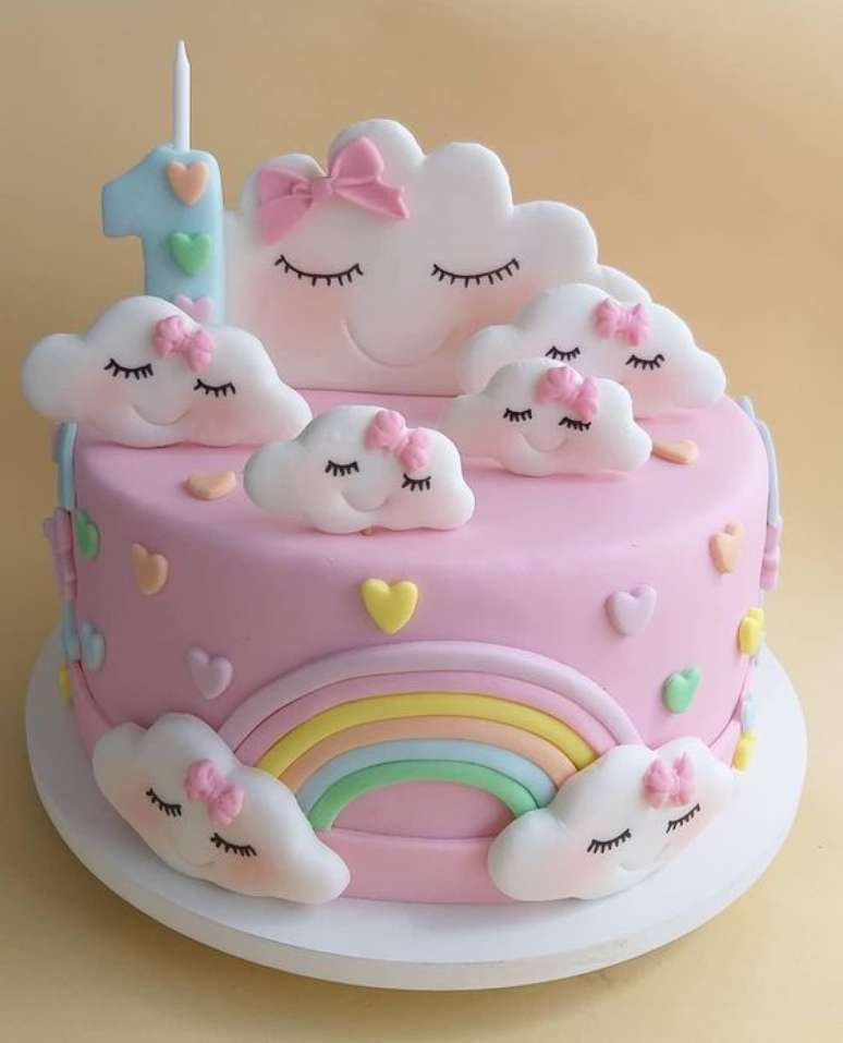 7. O bolo da festa chuva de benção é uma das estrelas. Foto: Instagram