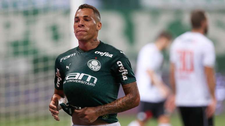 Autor do gol do título da Liberta está vetado da competição pois foi contratado fora do prazo (Foto: Cesar Greco)