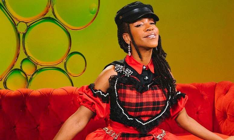 Conká: Michael Jackson teve vitiligo por "querer ser branco"