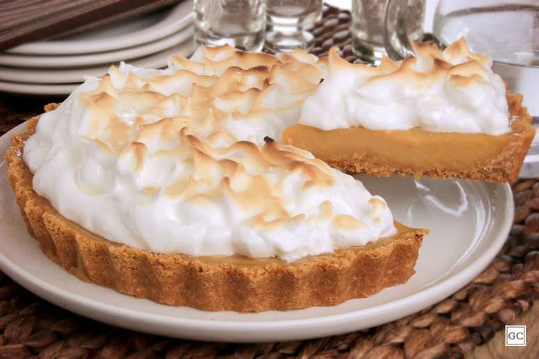 Guia da Cozinha - Torta de doce de leite: veja op&ccedil;&otilde;es para se deliciar