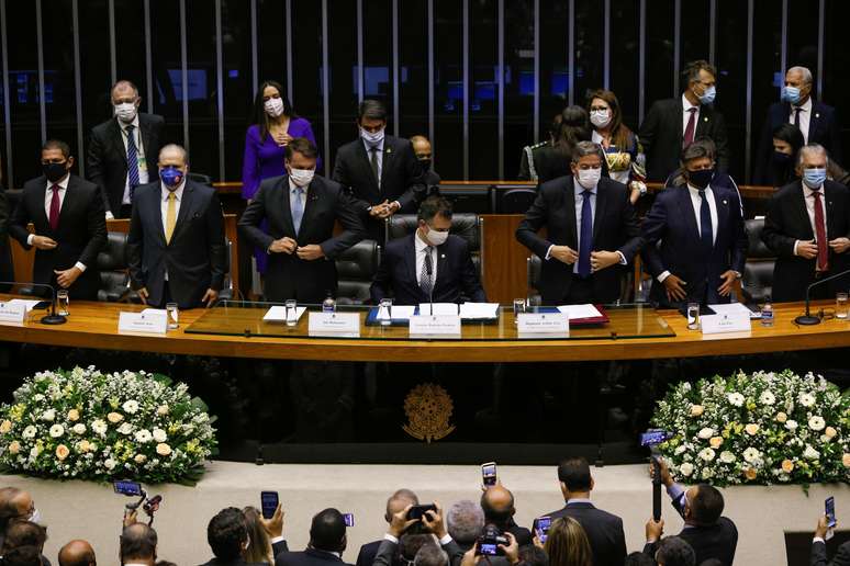 Bolsonaro, Pacheco e Lira na abertura dos trabalhos legislativos no ano
03/01/2021
REUTERS/Adriano Machado