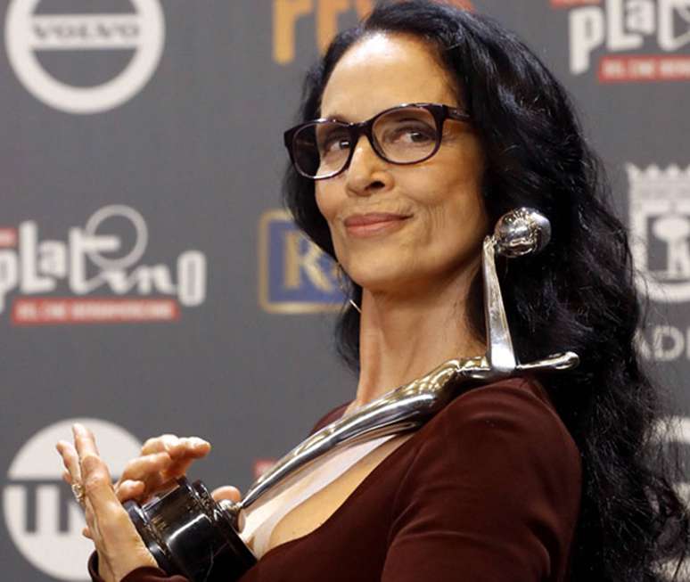 Sonia Braga será mãe de Jennifer Lopez em comédia americana