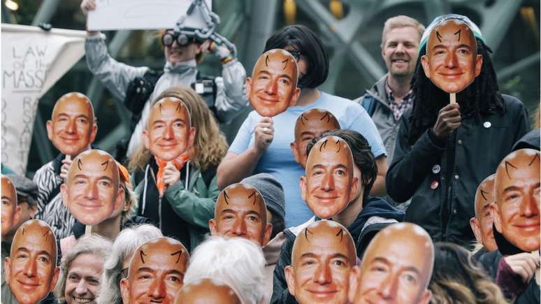 Houve protestos contra o software de reconhecimento facial da Amazon, mas Jassy defende seu uso