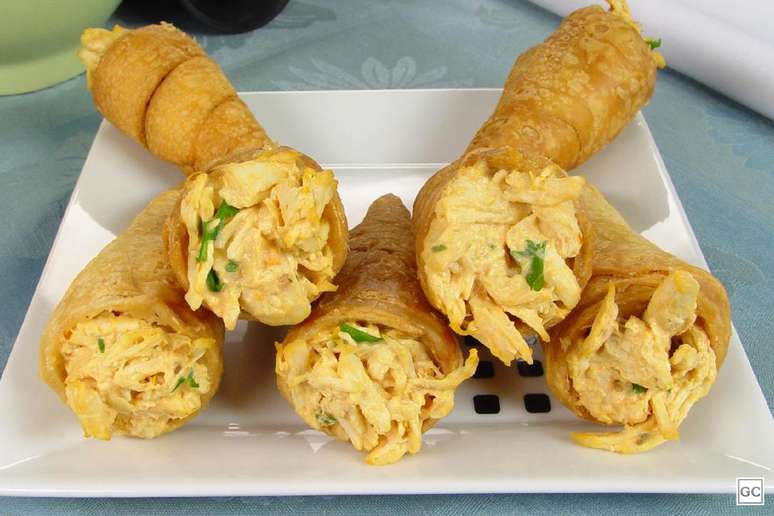 Guia da Cozinha - Receitas de canudinhos salgados para vender muito