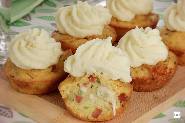 Guia da Cozinha - Receitas diferentes com salsicha para um card&aacute;pio barato e pr&aacute;tico