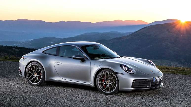 TAG Heuer se une Porsche e lan a rel gio inspirado no 911