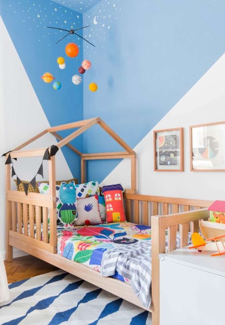 36. Cama casinha de madeira para quarto infantil &ndash; Via: Casa Vogue