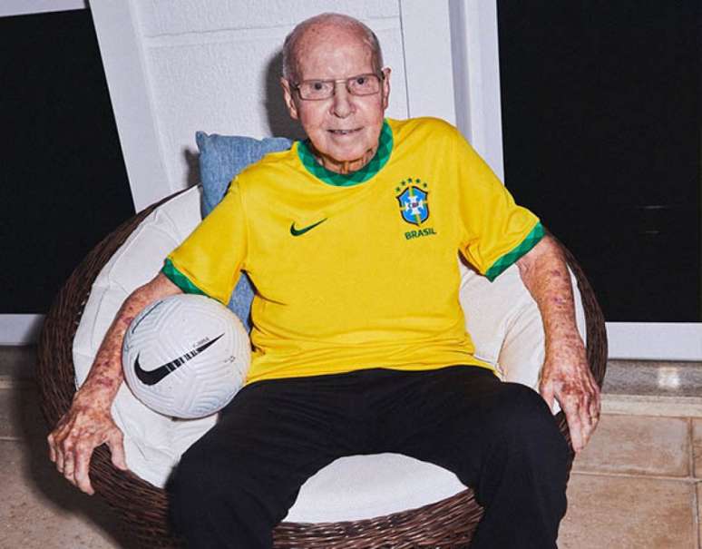 Zagallo foi comtemplado por ter 89 anos de idade (Divulgação /CBF)