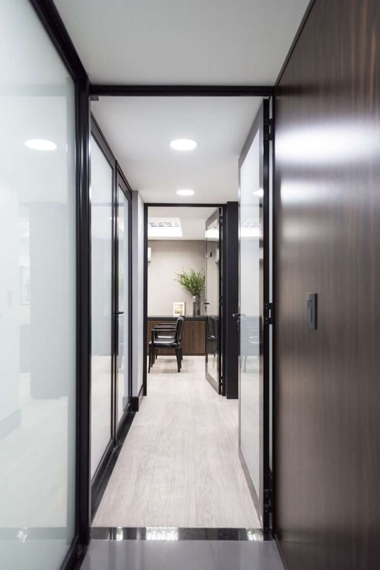Como iluminar o corredor da casa de forma adequada? - PiniWeb