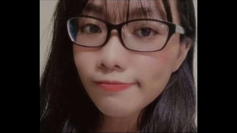 A estudante Monica diz que o canal a ajudou a atravessar o 'pior ano' de sua vida