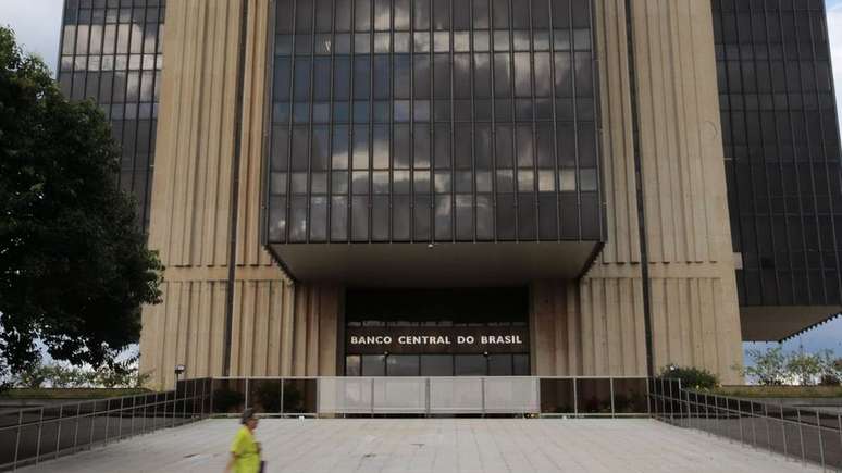 Presidente e diretores passam a ter mandato fixo de 4 anos