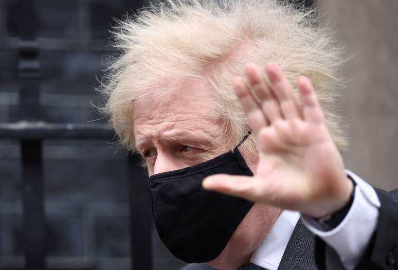 Primeiro-ministro brit&acirc;nico, Boris Johnson deixa resid&ecirc;ncia oficial em Londres
10/02/2021 REUTERS/Henry Nicholls