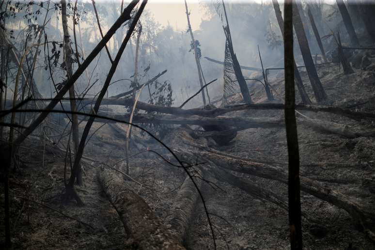 Área da floresta amazônica alvo de queimada perto de Ouro Preto (RO)
20/08/2020
REUTERS/Ueslei Marcelino