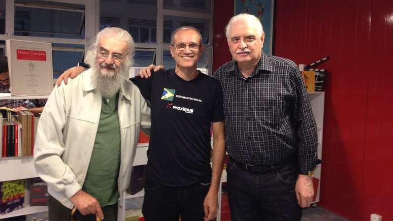 O poeta E. M de Melo e Castro, o editor Vanderley Mendon&ccedil;a e o poeta Augusto de Campos, em 2012