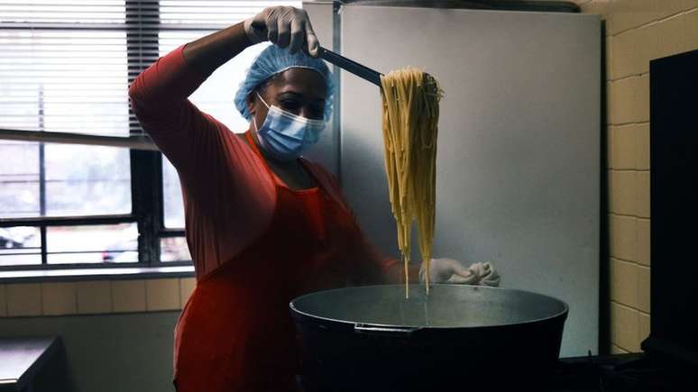 Em Nova York e em outras cidades dos EUA, diversas a&ccedil;&otilde;es foram organizadas para ajudar os mais afetados pela crise econ&ocirc;mica