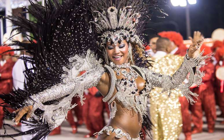 Mulher_carnaval_brasil