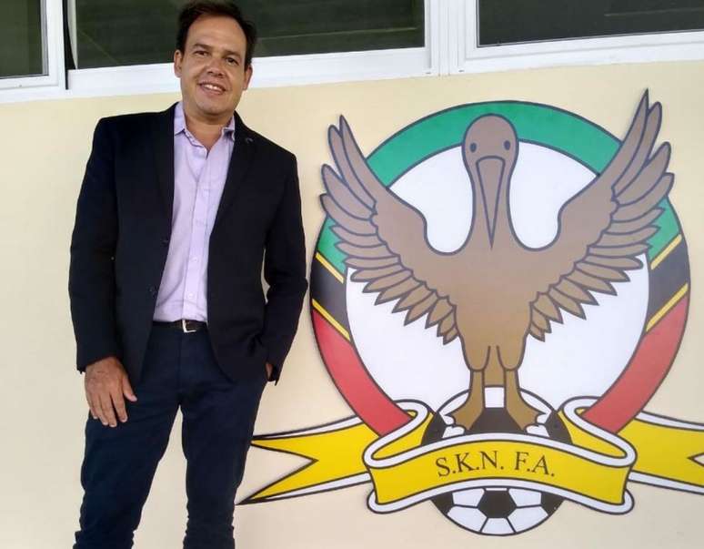 Treinador brasileiro assume seleção do São Cristóvão e Névis 