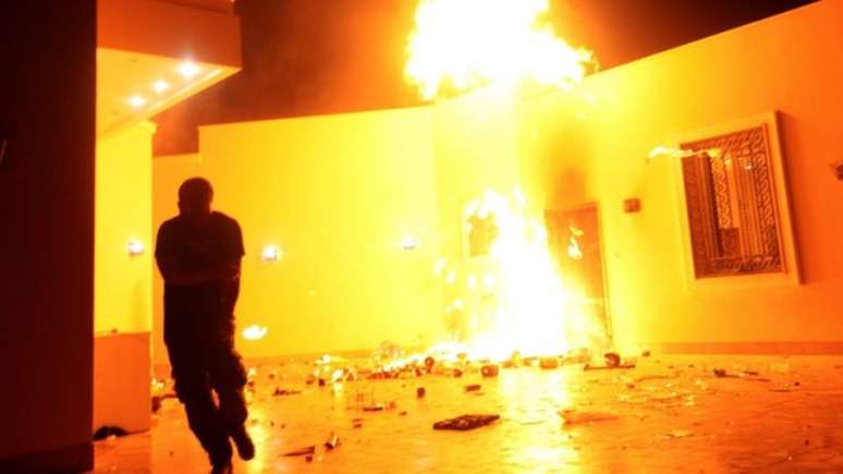 Ataque em Benghazi matou quatro pessoas, entre elas o embaixador dos EUA
