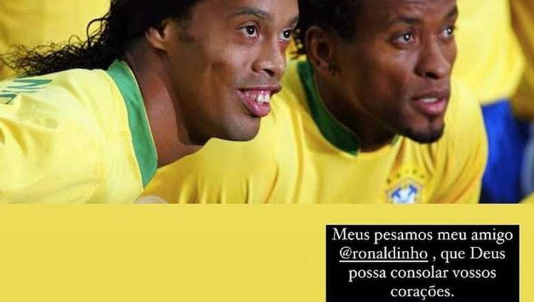 Z&eacute; Roberto e Ronaldinho jogaram muitas vezes juntos pela sele&ccedil;&atilde;o brasileira