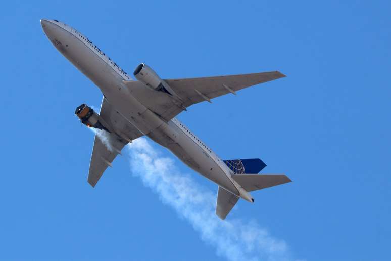 Voo da United Airlines volta a Denver após alerta
 20/2/ 2021   Hayden Smith/ via REUTERS