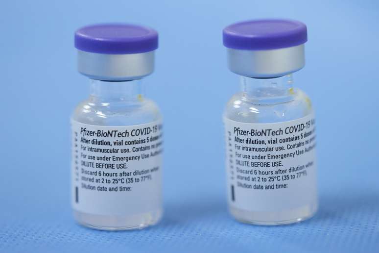 Frascos da vacina Pfizer/BioNTech contra Covid-19
03/02/2021 REUTERS/Denis Balibouse