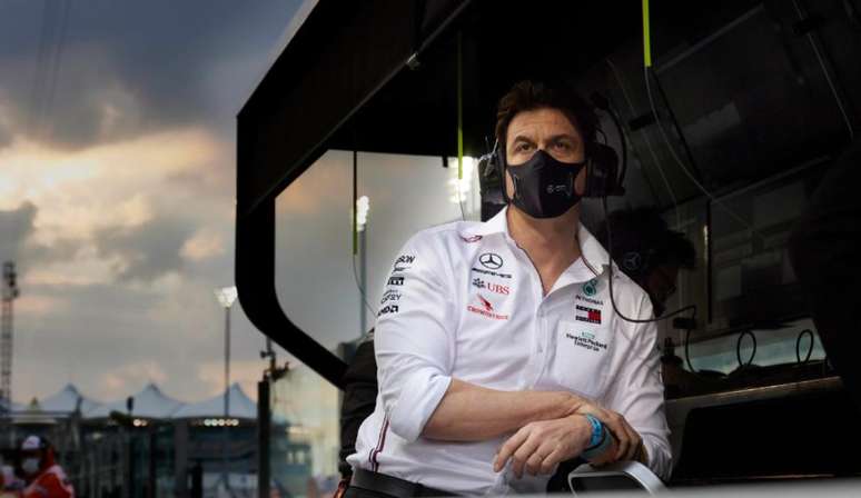 Toto Wolf: sal&aacute;rio dos chefes de equipe n&atilde;o est&atilde;o limitados.