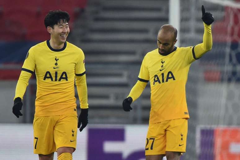 Tottenham venceu a ida por 4 a 1 (Foto: ATTILA KISBENEDEK / AFP)