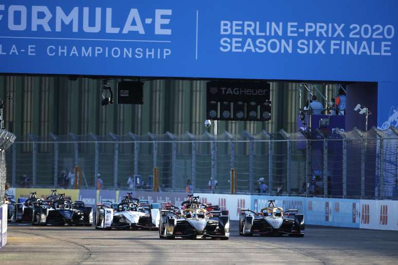 Fórmula E abre a nova temporada na Arábia Saudita 