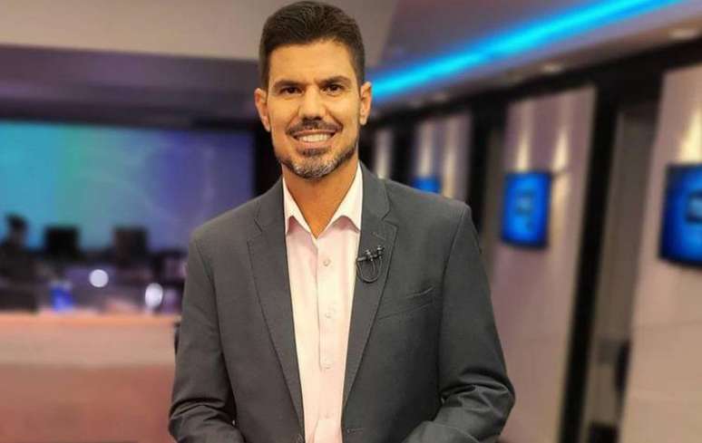 Fabian Londero, 48, apresenta o NSC News desde 1999