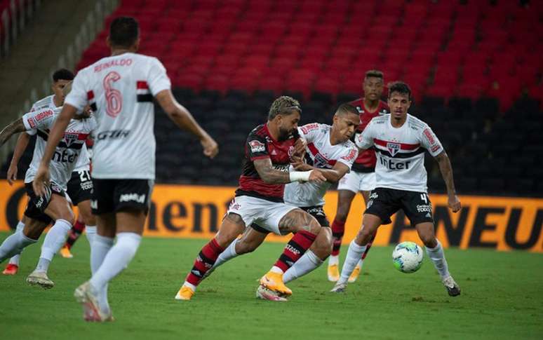 Flamengo x São Paulo ao vivo: onde assistir ao jogo do Brasileirão online