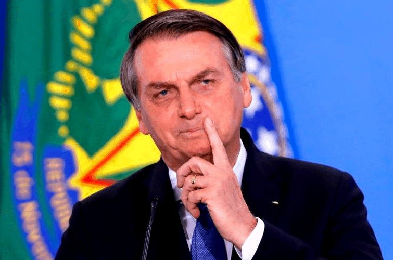 Rejeição de Bolsonaro se mantém em 42%, diz pesquisa