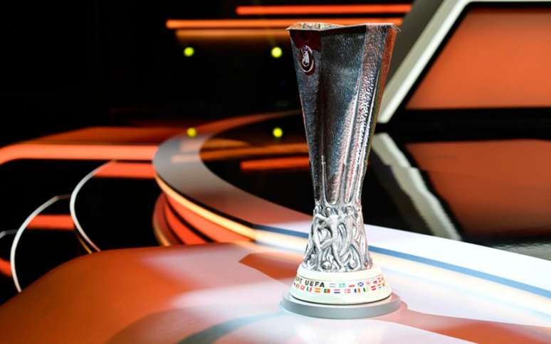 Sorteio das oitavas de final da Europa League foi realizado nesta sexta-feira (Foto: Divulgação/UEFA)