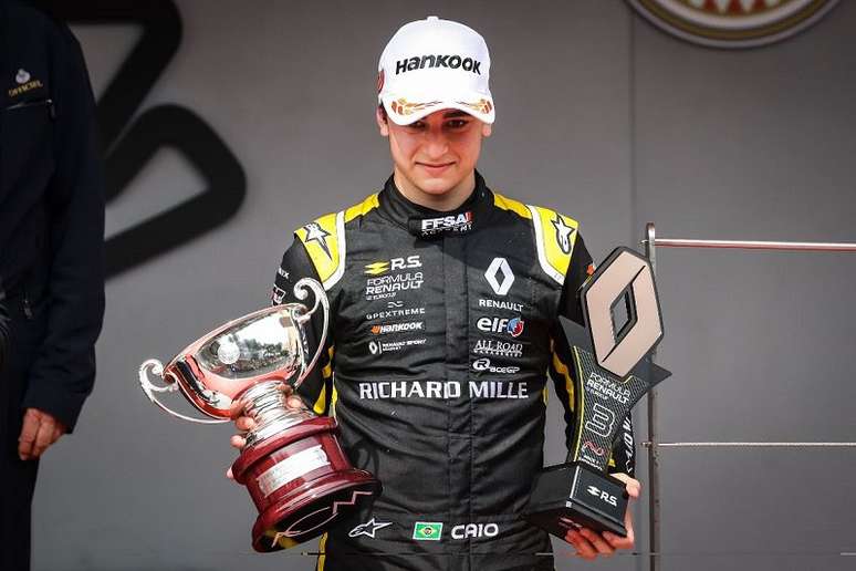 Vice-campeão da Fórmula Renault Eurocup em 2020, o brasileiro Caio Collet é uma das maiores apostas do automobilismo brasileiro e correrá na F3 pela MP Motorsport. 