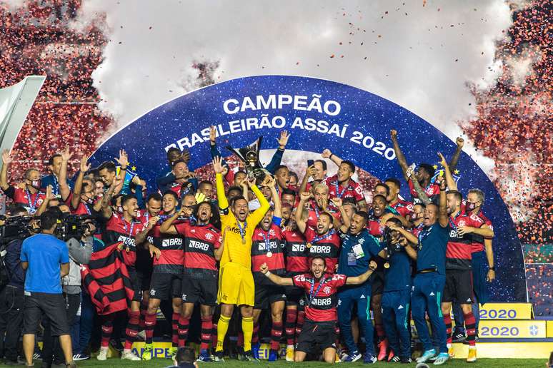 Flamengo está muito à frente dos rivais Vasco, Fluminense e Botafogo no ranking da CBF