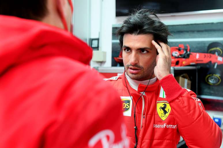 Sainz não espera estar totalmente preparado na primeira corrida com a Ferrari 