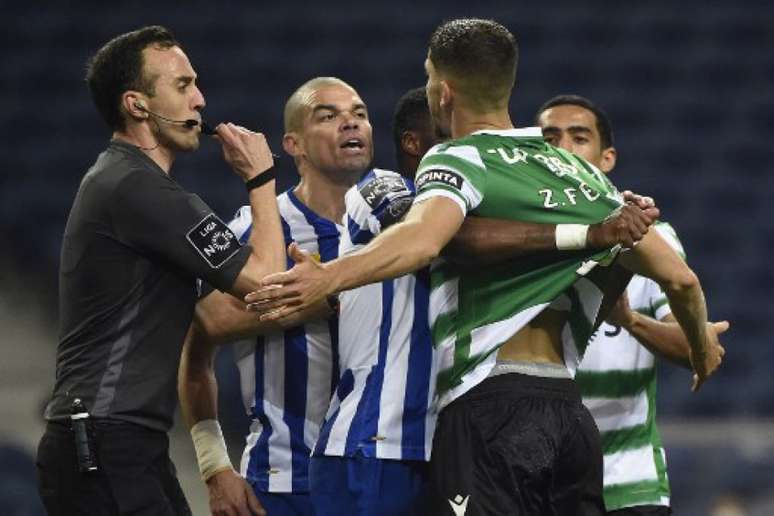 Equipes lusitanas ficaram no empate (Foto: MIGUEL RIOPA / AFP)