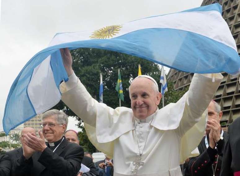 Papa Francisco com a bandeira da Argentina
