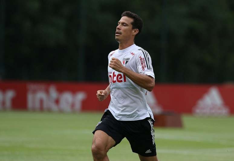 Belmonte comentou sobre o futuro de Hernanes (Foto: Rubens Chiri/saopaulofc.net)