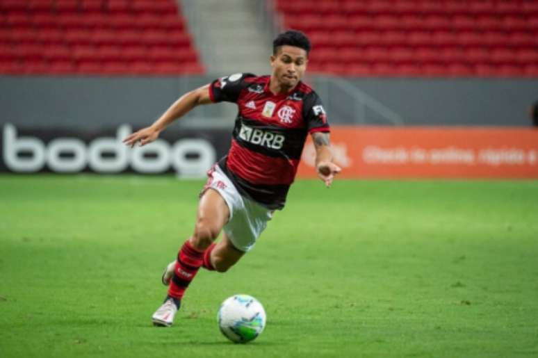 Com contrato renovado até 2025, Gomes terminou 20/21 com 11 jogos no Brasileiro (Foto: Alexandre Vidal/Flamengo)