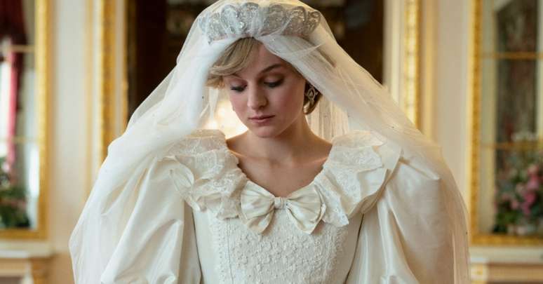 Emma Corrin foi premiada por interpretar a princesa Diana em "The Crown"