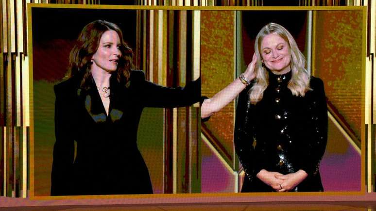 Tina Fey e Amy Poehler sediaram a cerim&ocirc;nia de Nova York e Los Angeles, respectivamente