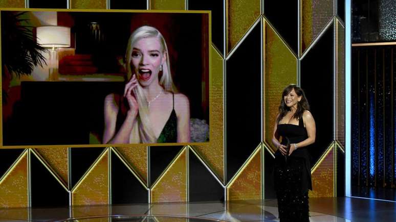 Anya Taylor-Joy, 24, ganhou seu primeiro Globo de Ouro por sua atuação em "O Gambito da Rainha"