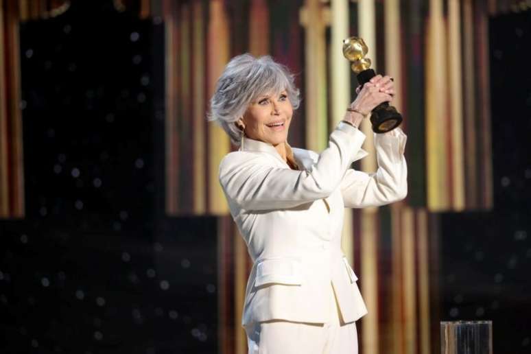 Jane Fonda ganhou o trof&eacute;u Cecil B DeMille por sua carreira art&iacute;stica